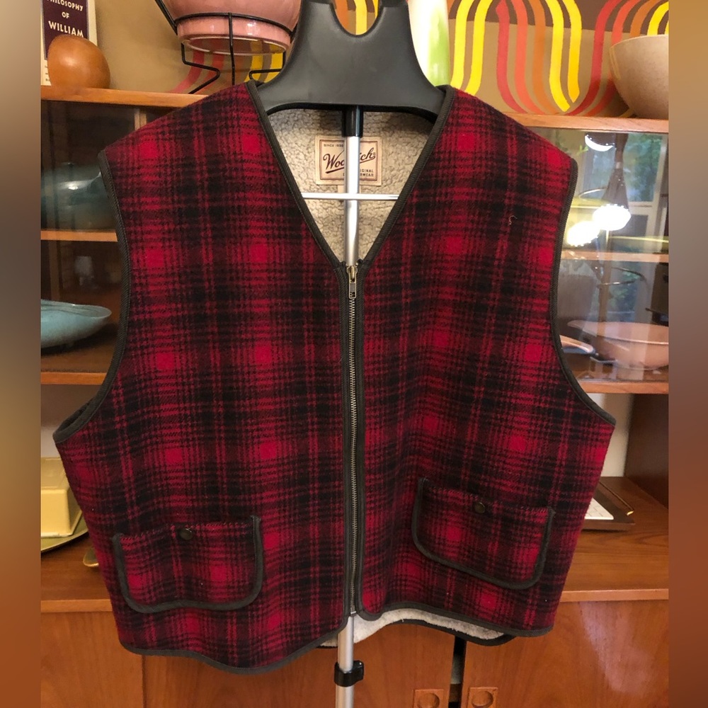Vintage Woolrich Red and Black Plaid Vest 1995-05